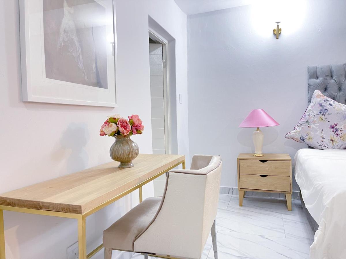 Amoris Guest House-Randburg Johannesburg Esterno foto