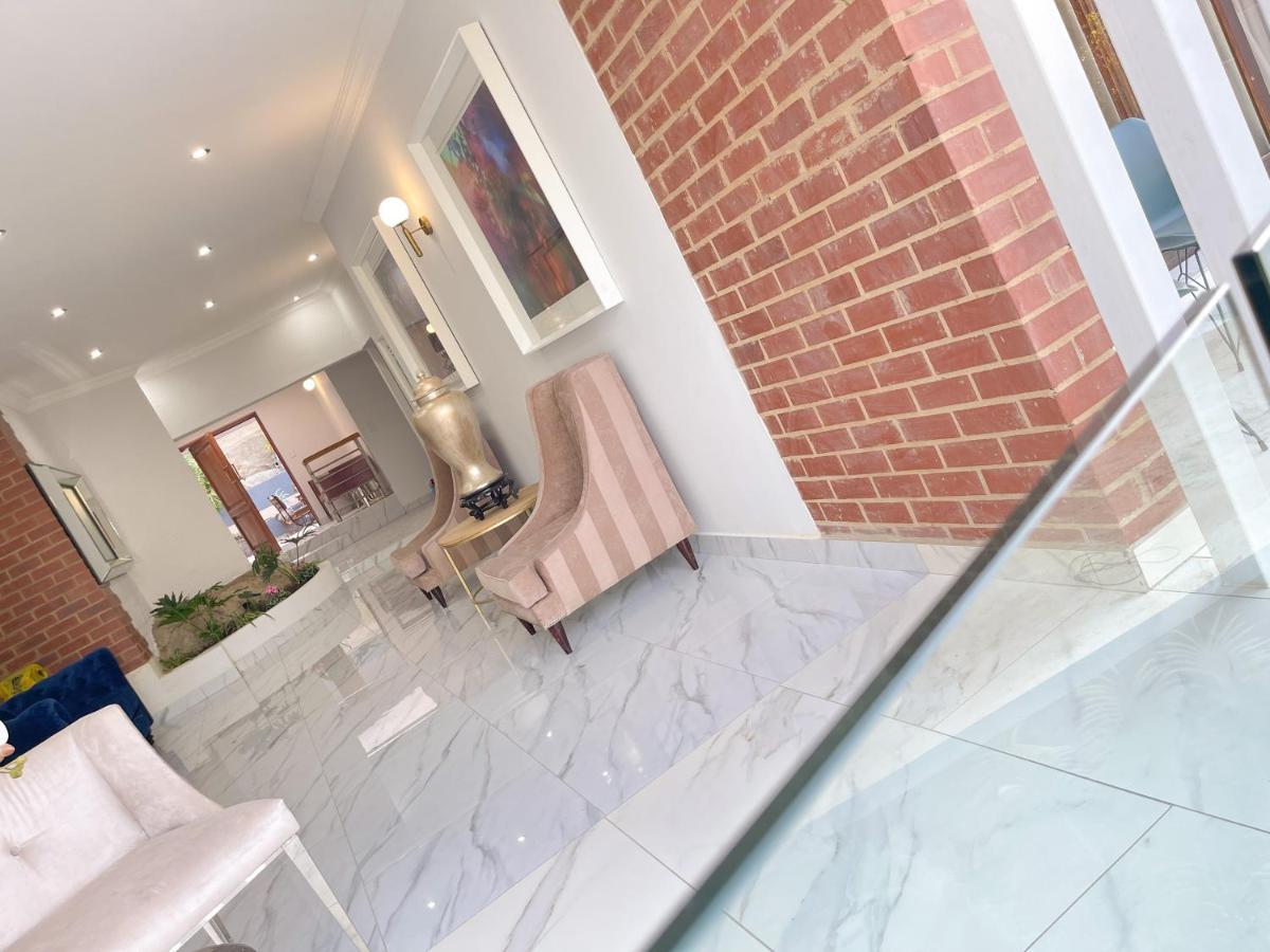 Amoris Guest House-Randburg Johannesburg Esterno foto