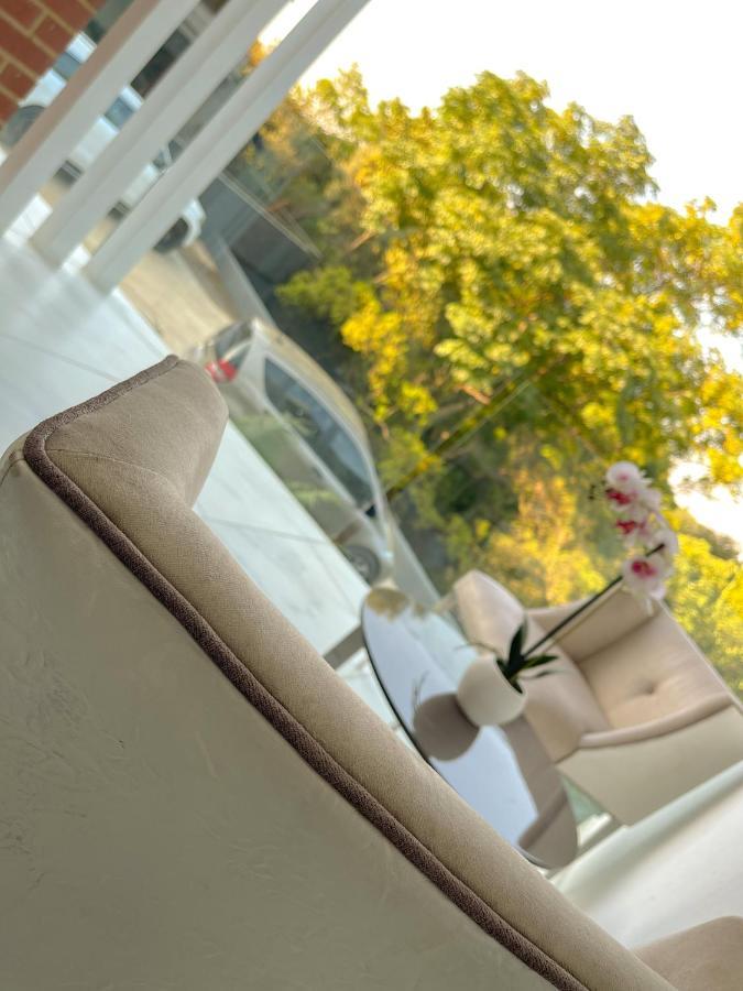 Amoris Guest House-Randburg Johannesburg Esterno foto