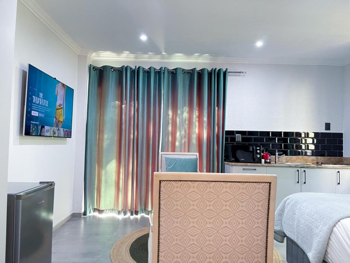 Amoris Guest House-Randburg Johannesburg Esterno foto